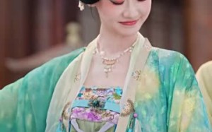 我靠宫心秘籍勇闯后宫（77集）短剧夸克网盘完整版免费看