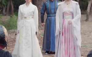 医馆小吏，让娘娘俯首称臣（80集）短剧夸克网盘完整版免费看