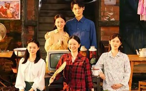 荒年直播卖野菜带飞全家（80集）短剧夸克网盘完整版在线观看