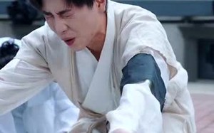 我一个小明星，搞点副业合理吧（82集）短剧夸克网盘弹幕互动更有趣