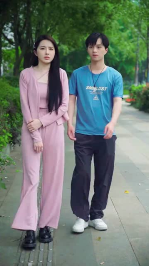 我的美女总裁老婆 （111集）免费观看