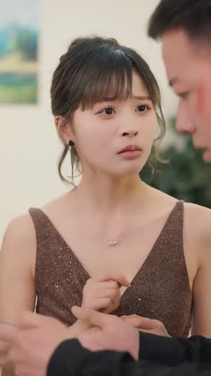 重生后我被病娇美女追（98集）女频短剧推荐