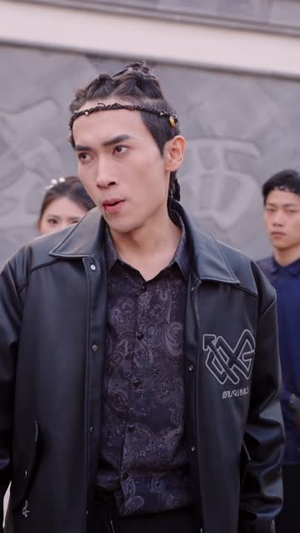 情笺藏龙魄（65集）好看的短剧