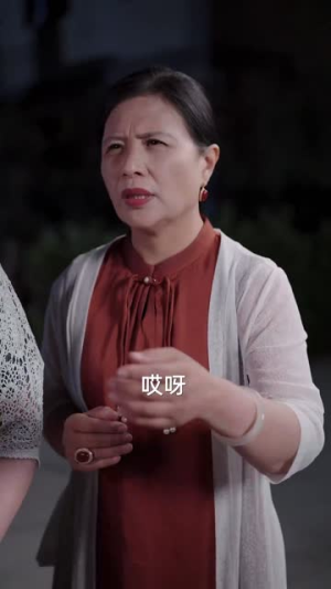 直播偷听动物心声她成为顶流（95集）精彩的短剧