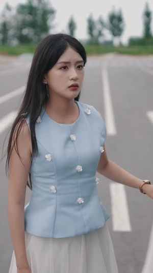 春夜摇曳（80集）好看吗