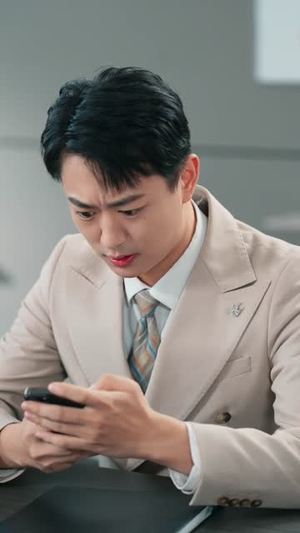 父子变形记老爸你咋还留级了（79集）短剧排行榜