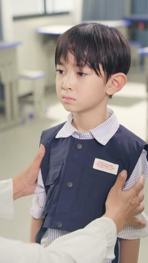 妈妈，保姆阿姨命令我擦地（40集）热播短剧全集看