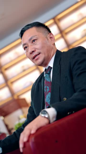 都市鉴宝王（115集）一口气追完短剧