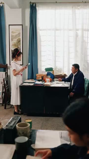 重生八零带娃闪婚冷面厂长（80集）每日短剧追不停