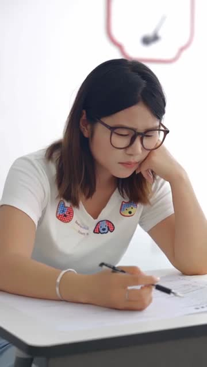 我真不是高材生（72集）短视频追剧推荐