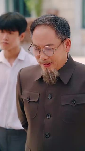 我科研女神在五零修拖拉机（70集）穿越短剧推荐