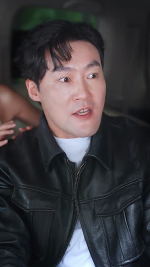 送终主播的关注列表(70集) 送终主播的关注列表(70集)免费全集短剧