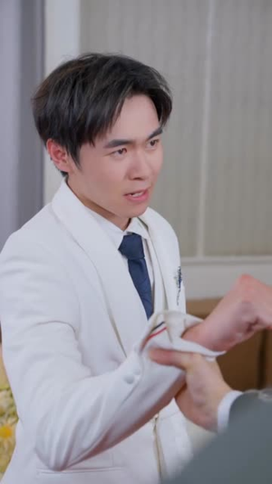 一巴掌,打醒恋爱脑(32集) 一巴掌,打醒恋爱脑(32集)女主角是谁