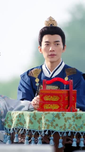 皇后驾到:反派人设崩不住了(92集) 皇后驾到:反派人设崩不住了(92集)全集免费