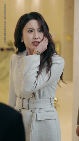 拾光里的璀璨(75集) 拾光里的璀璨(75集)一口气追完短剧