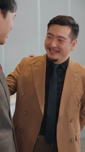 出狱后我成了前妻膜拜的神（60集）真的太精彩了