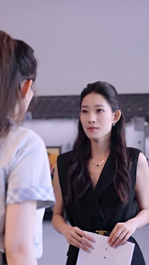 顶流,她人设崩塌了(56集) 顶流,她人设崩塌了(56集)免费全集短剧