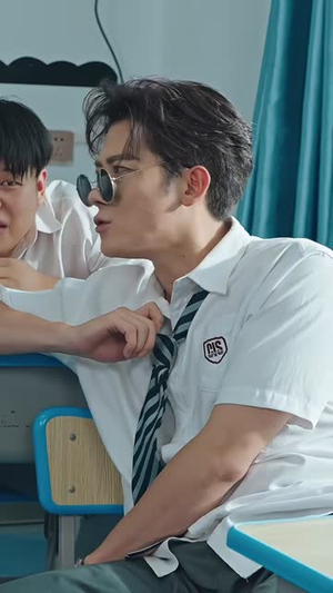 都重生了谁还追校花(70集) 都重生了谁还追校花(70集)在哪里可以看