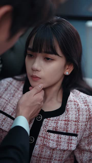 全家骗她吃苦她偏要高嫁享福（61集）在线看到大结局