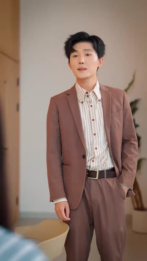 爱意燃尽,我转身高嫁(65集) 爱意燃尽,我转身高嫁(65集)常回家看看短剧