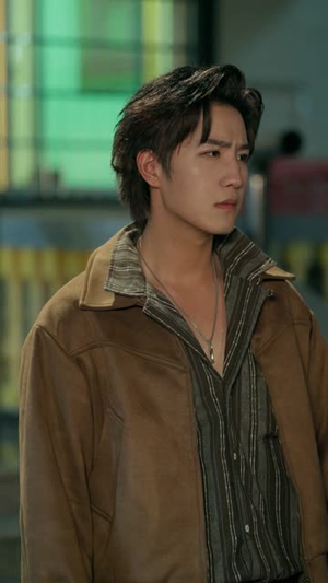 糟糕!和混混老公命运绑定啦(80集) 糟糕!和混混老公命运绑定啦(80集)古装热门短剧