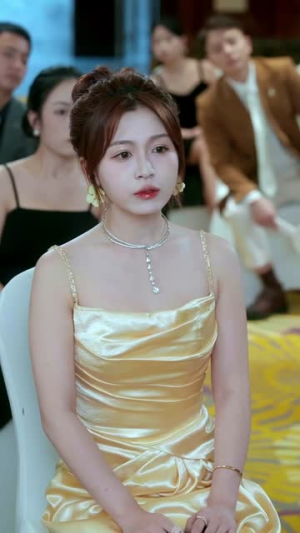 全家穿书后炮灰女配不干了(65集) 全家穿书后炮灰女配不干了(65集)精彩片段