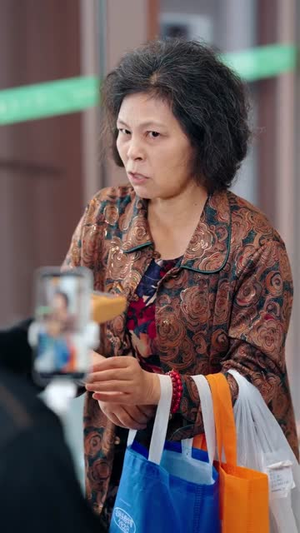 蹭我wifi，但我有较真系统（77集）短剧全集免费看