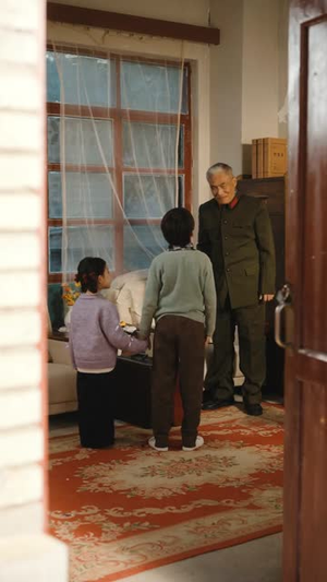 炮灰崽崽逆袭,带妈科研强国(82集) 炮灰崽崽逆袭,带妈科研强国(82集)免费观看全集