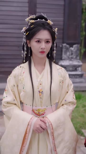 嫡女黑千金归来，全府发癫了（80集）小短剧推荐