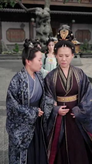 爹爹娘亲我快要藏不住了（61集）免费看短剧全集