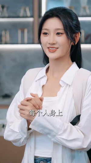 被校草撞飞后男神倒追我（79集）古装短剧热播