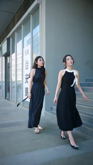 病娇美男，就是用来攻略的啊（68集）免费全集短剧