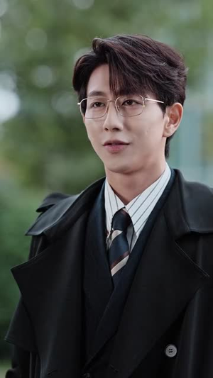 老板的顶头上司是我爹（55集）女主谁演的