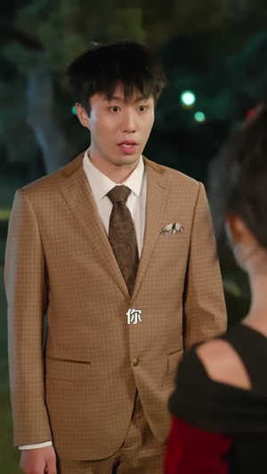 系统逼我当红娘，影帝却想和我组CP（80集）一起追短剧吧