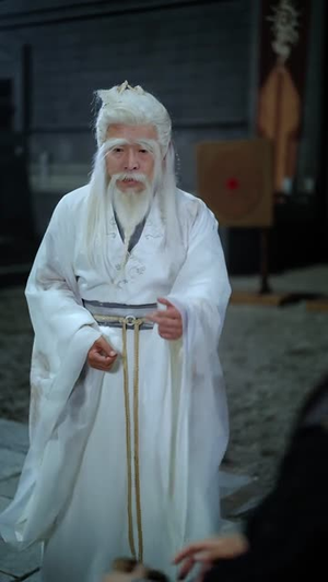 你一个武夫，谁让你炼剑的（80集）夸克网盘观看