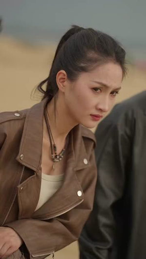 沙海虫袭(50集) 沙海虫袭(50集)推荐你们也去看