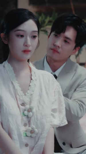 婚内暗恋(80集) 婚内暗恋(80集)推荐你们也去看