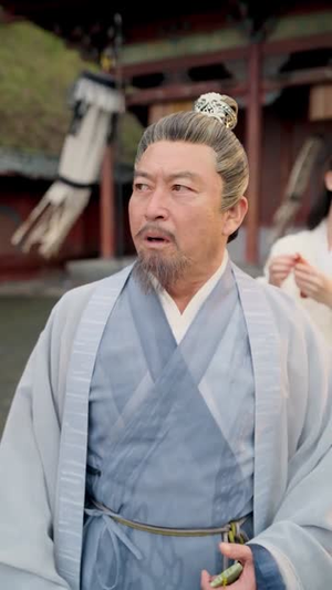 满门忠烈遭猜忌,世子持剑开天门(65集) 满门忠烈遭猜忌,世子持剑开天门(65集)免费短剧资源