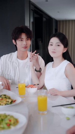 她很乖(67集) 她很乖(67集)精彩短剧后续