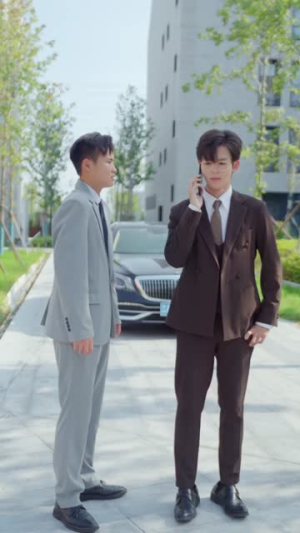 错位月光(82集) 错位月光(82集)免费短剧看全集