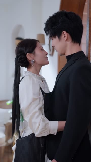 秋月共星辉（80集）短剧太精彩了