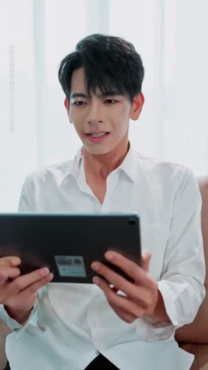 意外穿书后,反派非我不娶(67集) 意外穿书后,反派非我不娶(67集)战神短剧推荐