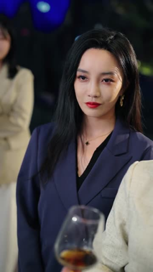 错位人生:真千金的归位反击(60集) 错位人生:真千金的归位反击(60集)古装热门短剧