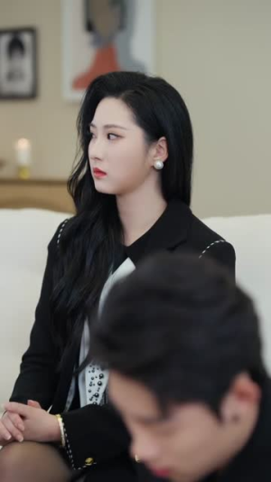 重生谁还做冤大头二女儿啊(61集) 重生谁还做冤大头二女儿啊(61集)短剧追不停