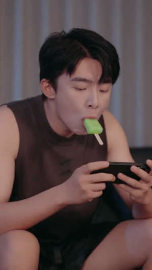 高温末世，觉醒无限物资系统（62集）在哪个app能看