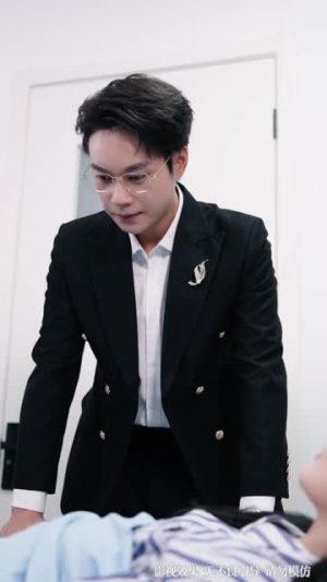 被辜负的七年与荣光(76集) 被辜负的七年与荣光(76集)推荐你们也去看