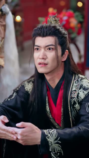 穿越成太子我跟父皇对着干（81集）免费看