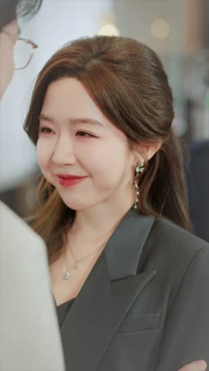 前夫破产后,我东山再起(60集) 前夫破产后,我东山再起(60集)爱短剧爱追剧