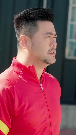 替补球神（30集）免费短剧片段