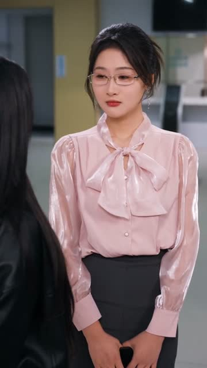 我把他捧成影帝，又让他变回狗剩（64集）短剧前十排行榜